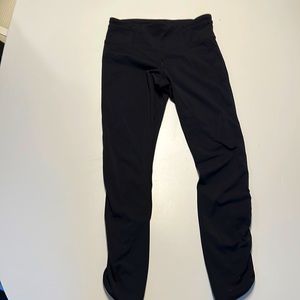 Lululemon black leggings 3/4 length for yoga, running, anything!